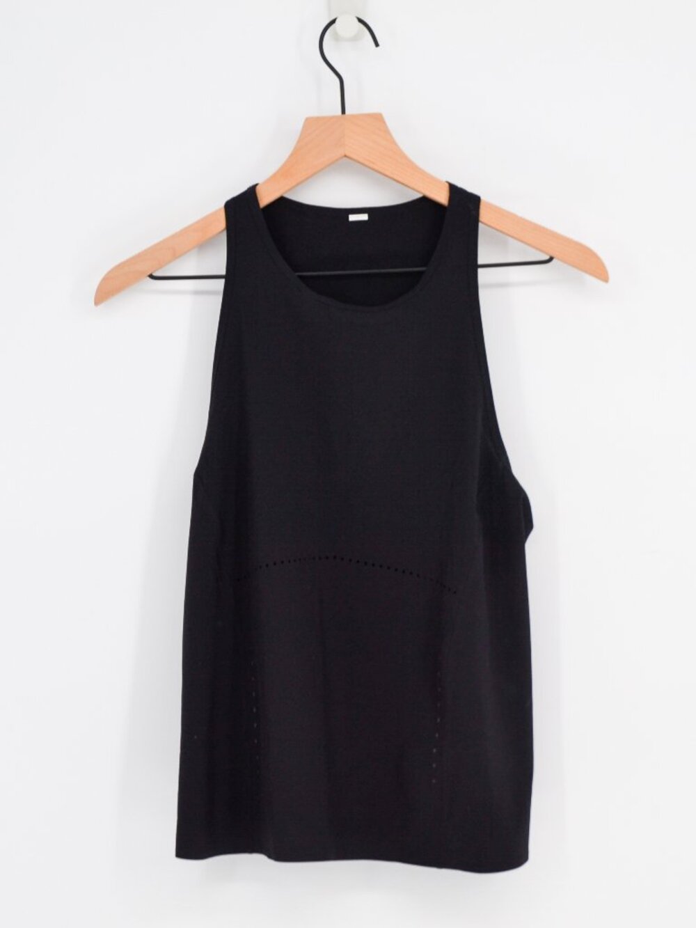 Lululemon Swift Ventilated Racerback Running Tank Top Black 6 - Picture 2 of 5